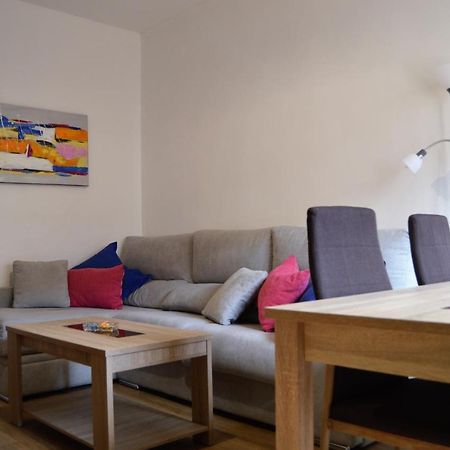 Apartamentos Turisticos - Hostal Los Alisos Aliseda エクステリア 写真